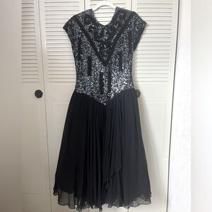 TIKI| BLACK SEQUIN BEADED  DRESS SIZE 8